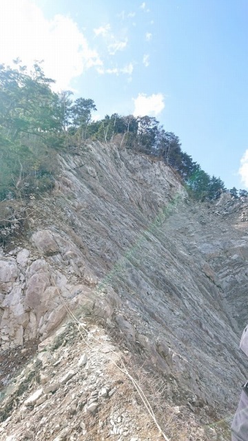 大無間山