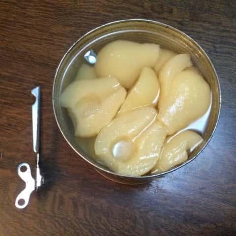 格安の缶詰の中味の洋梨