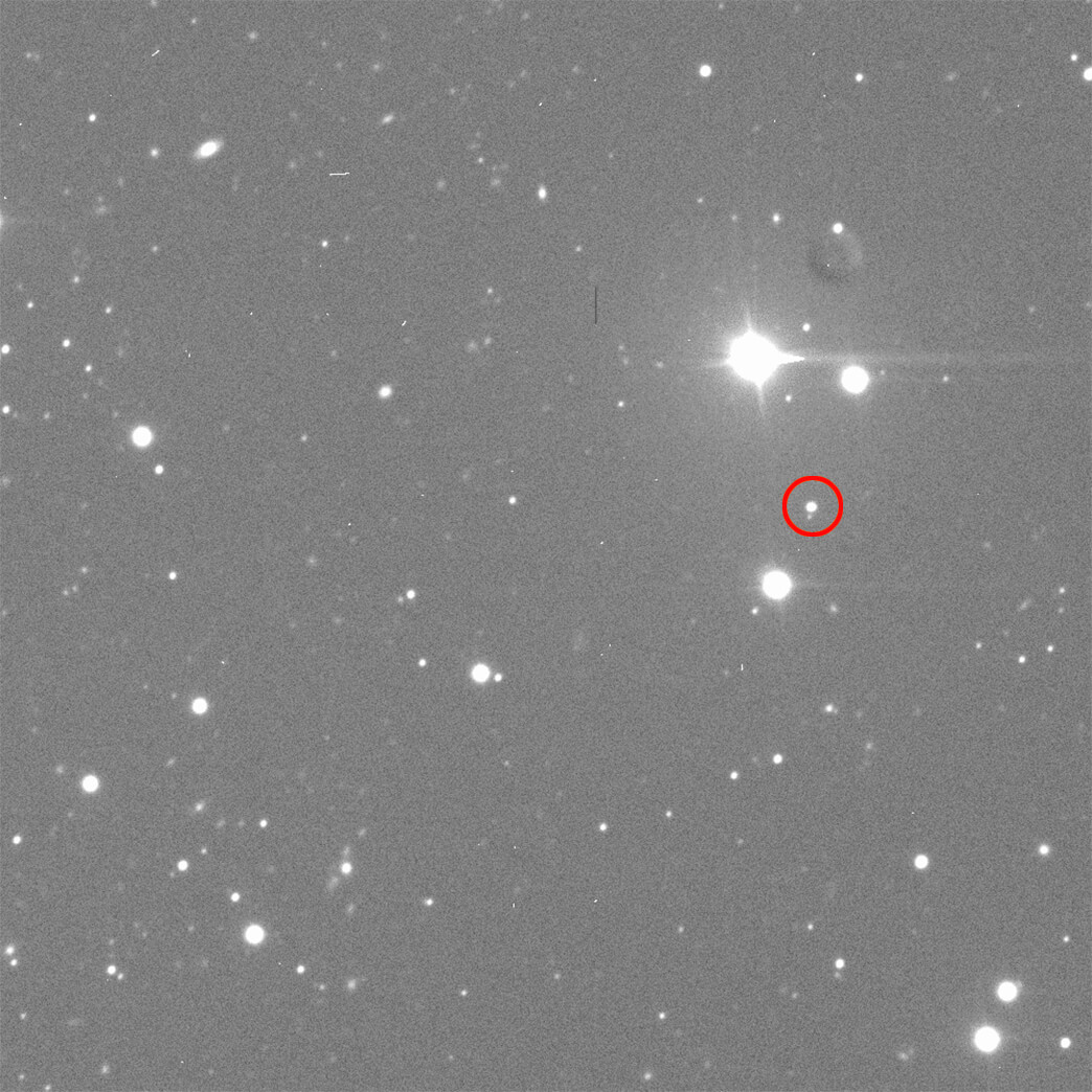 小惑星ディディモス（赤い丸の中）