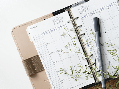 planner-schedule-calender-pen.png