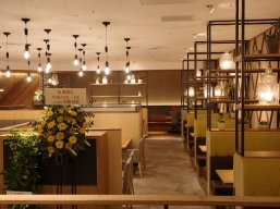 Cafe Ramen JINMEN・店内３