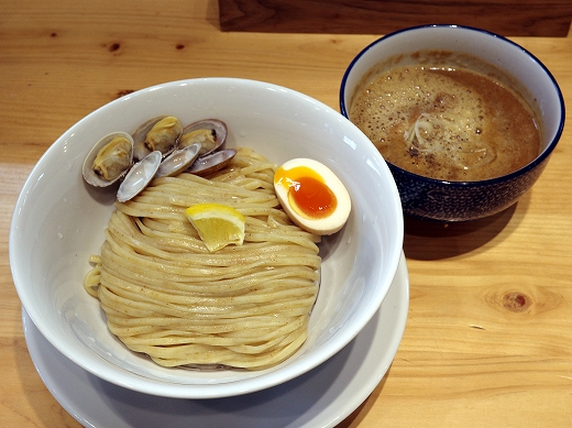 島田製麺食堂 濃厚専門店・魚貝鶏白湯つけ麺 大300g
