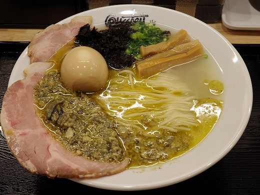Ｏｙｓｓｔｅｙ 日本橋店・味玉牡蠣塩らぁ麺 Premium